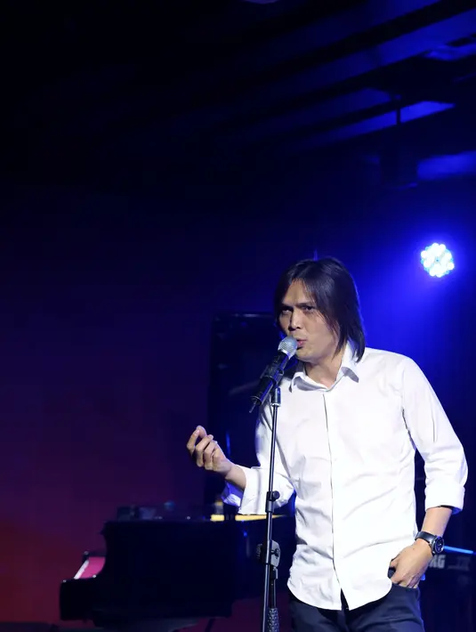 Positif dalam menghadapi tantangan hidup untuk menjadi generasi yang lebih baik dari sebelumnya. (Adrian Putra/Bintang.com)