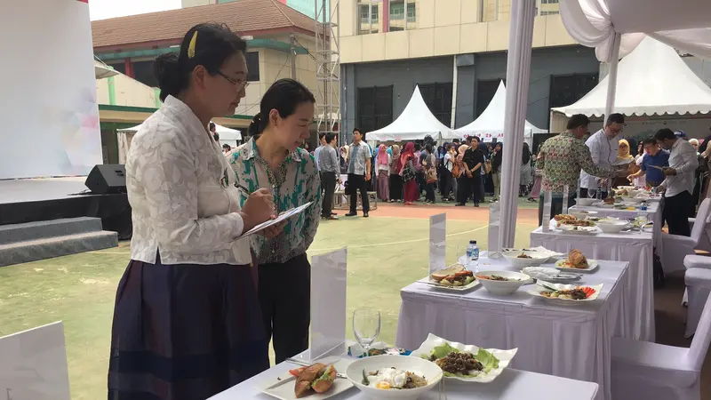 Meski sudah banyak ditemukan restoran Korea di sini, tetapi belum banyak kesempatan untuk menikmati sajian otentiknya.