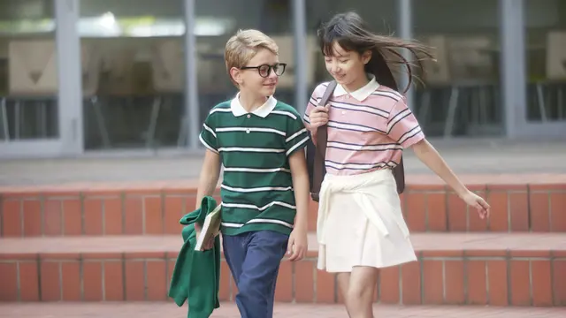 Ilustrasi pakaian untuk pergi ke taman kota/UNIQLO