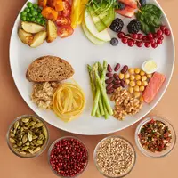 Karbohidrat kompleks memberi energi pada tubuh secara efisien dan membantu menjaga kadar energi yang stabil sepanjang hari. (Foto/dok: Pexels/Vanessa Loring)