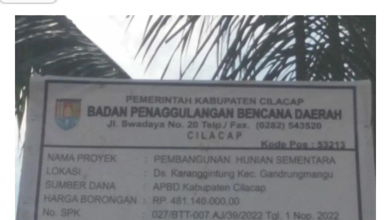Dugaan illegal mining dalam proses pembangunan Huntara di Karanggintung, Gandrungmangu, Cilacap. (Foto: Humas Polda Jateng)