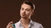 Jangan Cuma Asal Semprot! Ini Tips Pakai Parfum Supaya Tahan Seharian