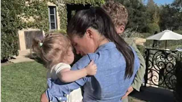 Meghan Markle Bersama Putri Lilibet dan Pangeran Archie