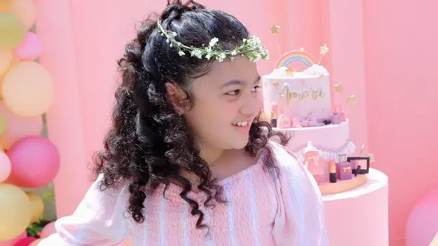 Momen Perayaan Ulang Tahun Amora Lemos yang ke-9. (Sumber: Instagram/amora_lemos05)