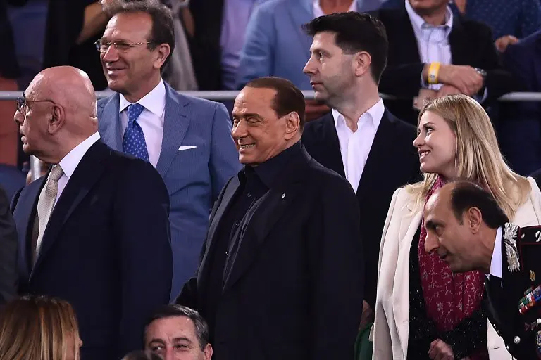Akhir Era Berlusconi (AFP)