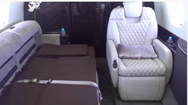 El Rumi Ungkap Bagian Dalam Pesawat Jet Pribad Maia Estianty