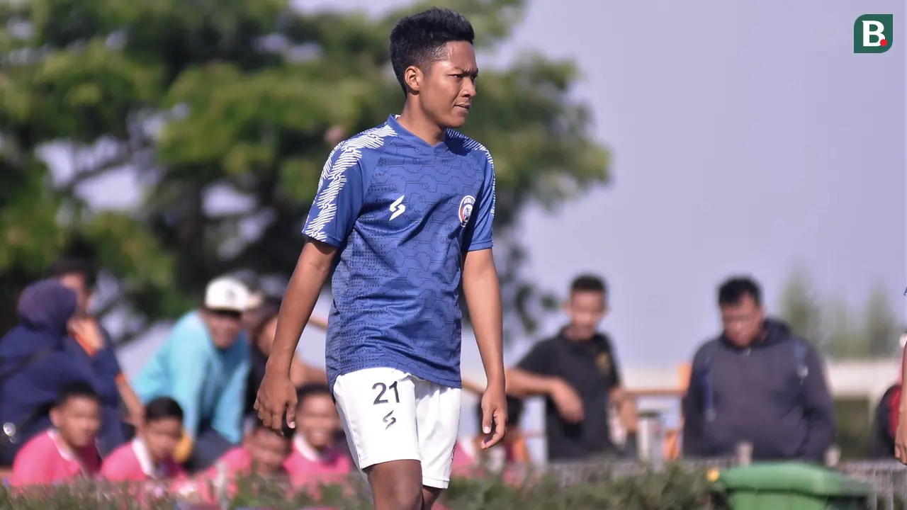 Bek Arema FC Putri, Pradea Syawella Wati