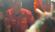 Damkar Evakuasi Korban Tak Sadarkan Diri dari Gedung Bapenda DKI