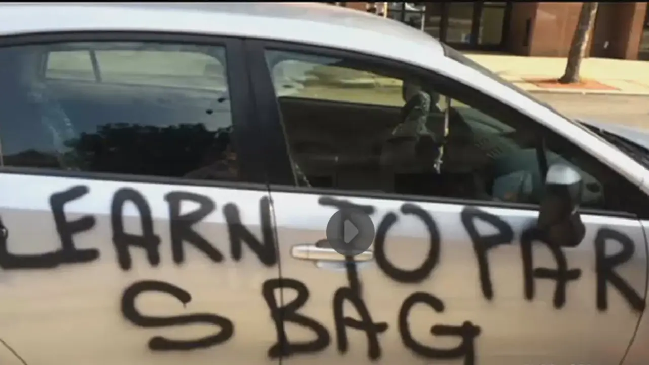 Di New York, Mobil Yang Parkir Sembarangan Bakal Dicoret-Coret