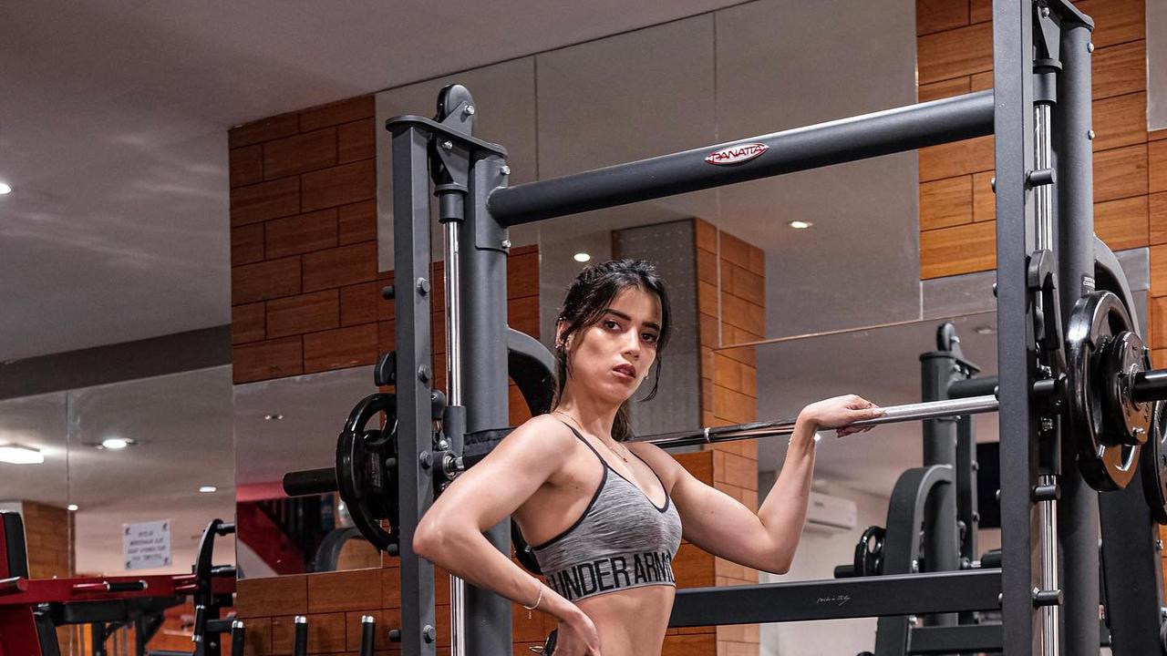 Tips Cara Langsing dan Berat Badan Turun 10 Kg Selama Puasa Ramadhan ala Model Sabrina Chairunnisa yang Juga Istri Deddy Corbuzier.(Foto: Instagram.com/ sabrinachairunnisa_)