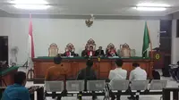 Empat terdakwa suap perizinan proyek Meikarta memberikan keterangan di Pengadilan Tipikor Bandung. (Huyogo Simbolon)
