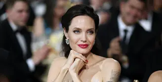 Angelina Jolie sudah miliki 6 anak namun masih miliki banyak cinta untuk dibagi. (Christopher Polk / GETTY IMAGES NORTH AMERICA / AFP)