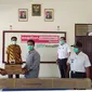 Smartfren berkolaborasi dengan Ruangguru melakukan kegiatan sosial di Kabupaten Natuna. Dok.