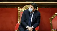 PM Italia Giuseppe Conte mengumumkan akan mengundurkan diri dari jabatannya. (Foto: AFP / Yara Nardi)