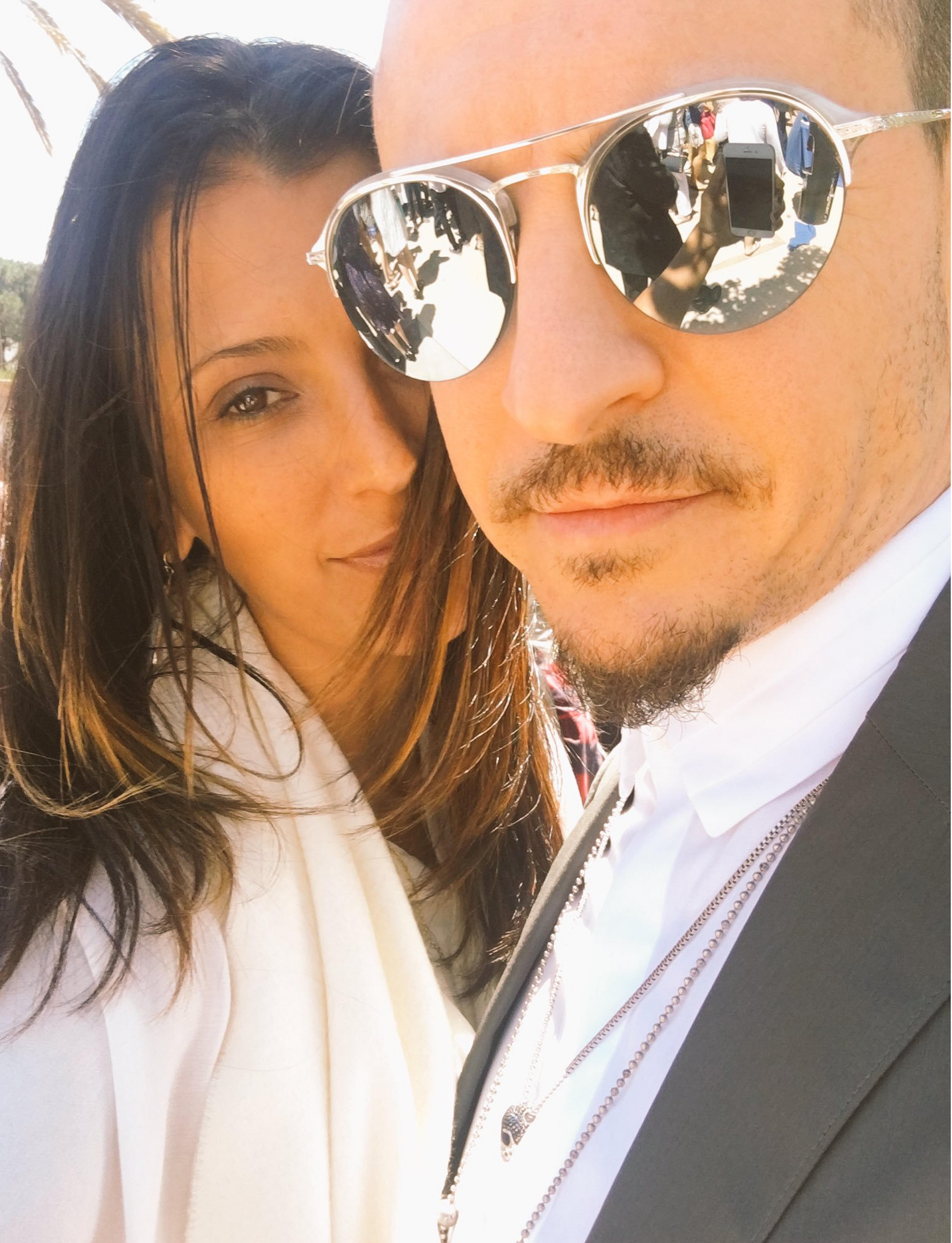 Chester Bennington dan sang istri, Talinda (Sumber: Twitter/ TalindaB)
