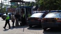 Penjagaan di pintu masuk Alexis. (Lipitan6.com/Ady Anugrahadi)