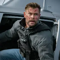 Chris Hemsworth di film Extraction 2. (Foto: Netflix)