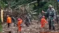 Proses pencarian dan evakuasi korban longsor di Purworejo, Jawa Tengah dihentikan.