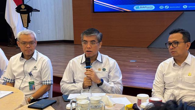 Menaker Yassierli: Regulasi UMP 2026 Sedang Difinalisasi