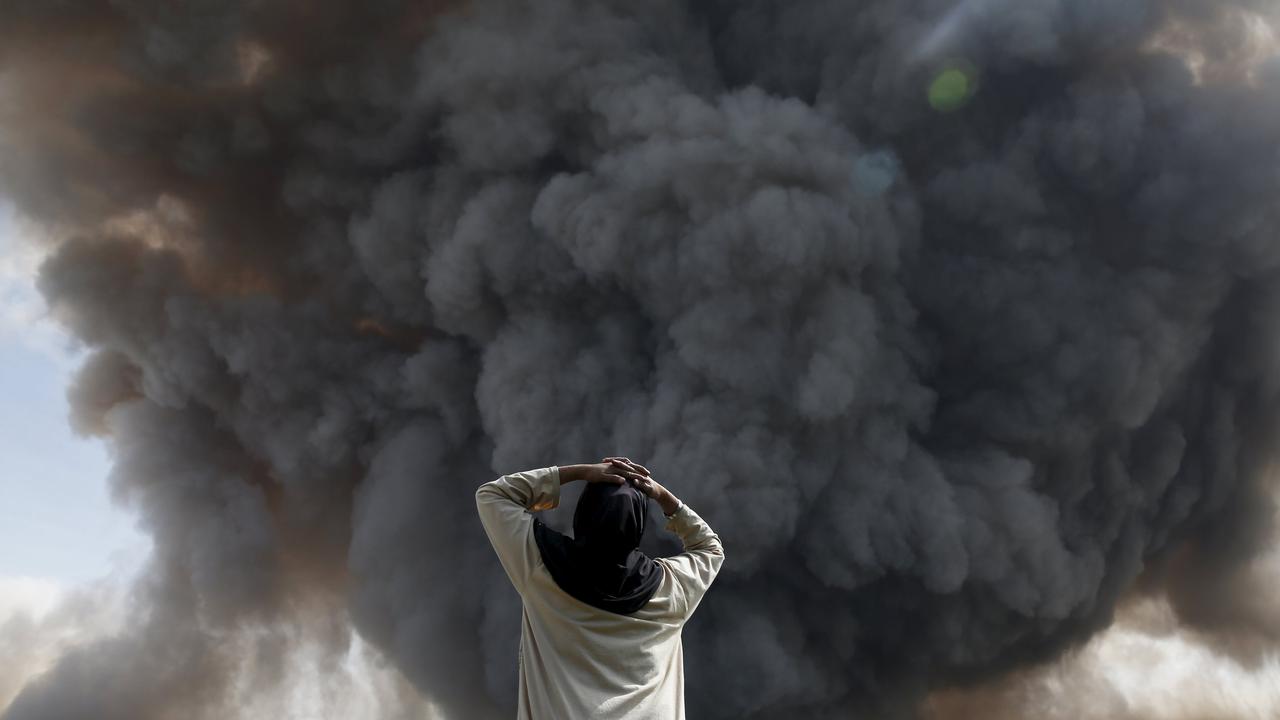 Seramnya Awan Panas Sinabung Selimuti Langit Karo