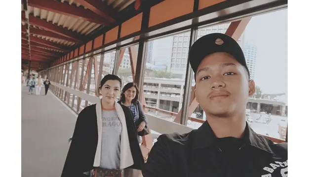 6 Potret Kedekatan Ashanty dan Azriel, Beri Ucapan Manis saat Ulang Tahun