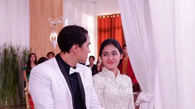 6 Momen Cut Syifa dan Mischa Chandrawinata di Pelaminan Ini Curi Perhatian