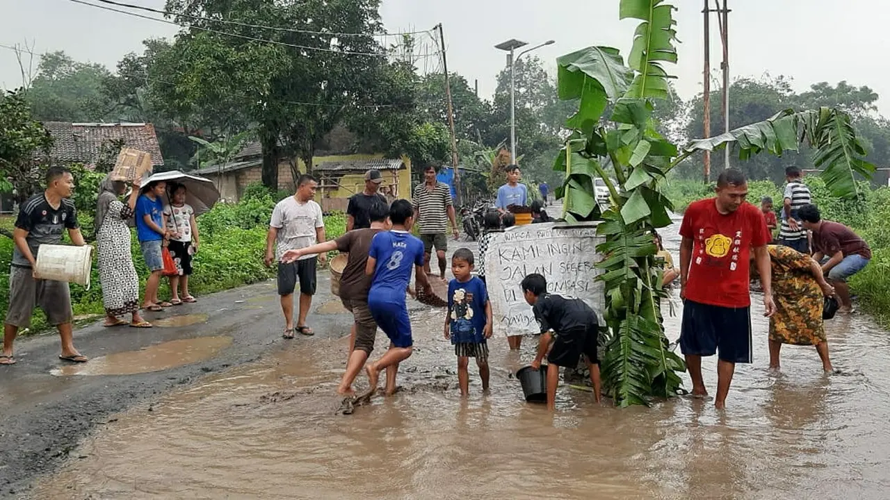 Jalan rusak