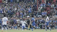 Bobotoh Mencium Borok Manajemen Persib Terkait Sindiran Mario Gomez