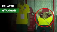 Pelatih Myanmar, Mohammad Zamzaidi Kaitimin lemas ketika Egy Maulana Vikri cetak gol di menit akhir.