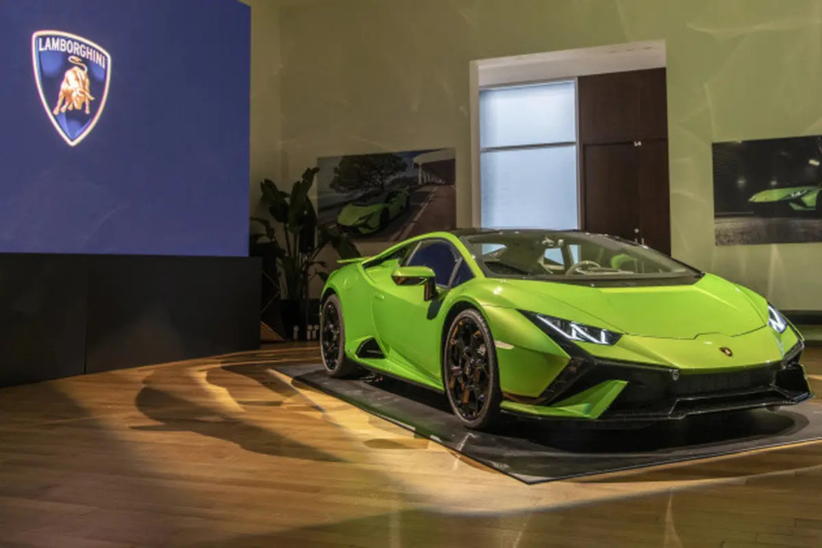 Lamborghini resmi rilis Huracan Tecnica dengan berbagai penyempurnaan (Lamborghini)
