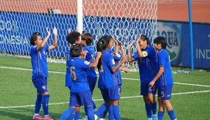 Thailand Pesta Gol ke Gawang Singapura, Jadi Juara Grup dan Hadapi Malaysia di Semifinal Srikandi Merdeka Cup