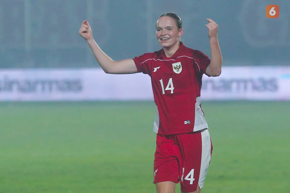 Foto: Isa Warps Tampil Spartan, Sang Pahlawan Kemenangan Timnas Indonesia Putri vs Kirgistan