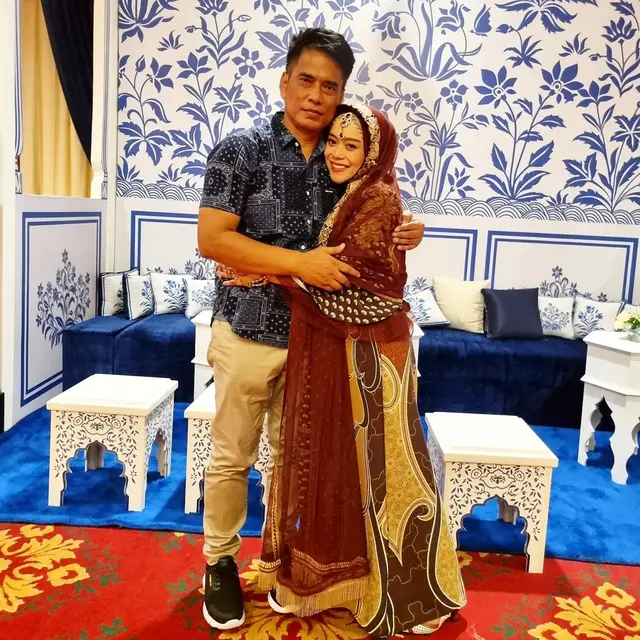 Pasang Badan untuk Anaknya, Ini 6 Momen Akrab Lesti Kejora dan Sang Ayah