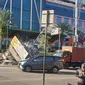 Bus Transjakarta menabrak Pos Polisi Lalu Lintas di depan Pasar Grosir Cililitan (PGC) Jakarta Timur.  (Foto: Nanda Perdana/Liputan6.com).