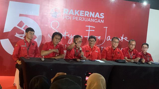 Ketua Steering Commitee (SC) Rakernas, Djarot Saiful Hidayat Rakernas V PDIP akan membahas persoalan-persoalan yang terkait dengan 3 persoalan pokok.