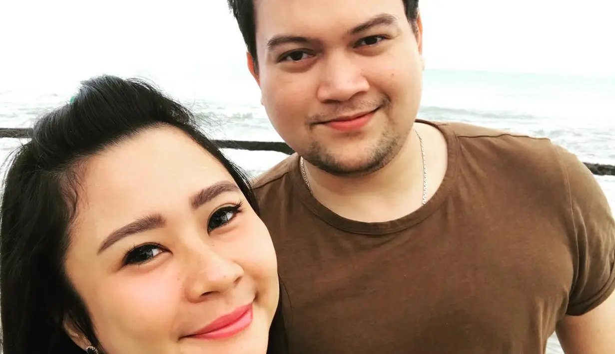 Chikita Meidy dan Indra Adhitya