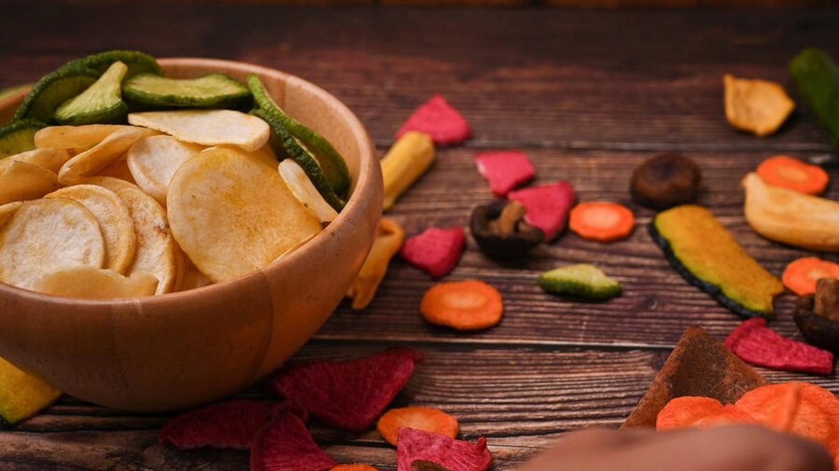 Ide Jualan Camilan Sehat Keripik Sayur: Peluang Bisnis Menguntungkan di Tengah Gaya Hidup Sehat