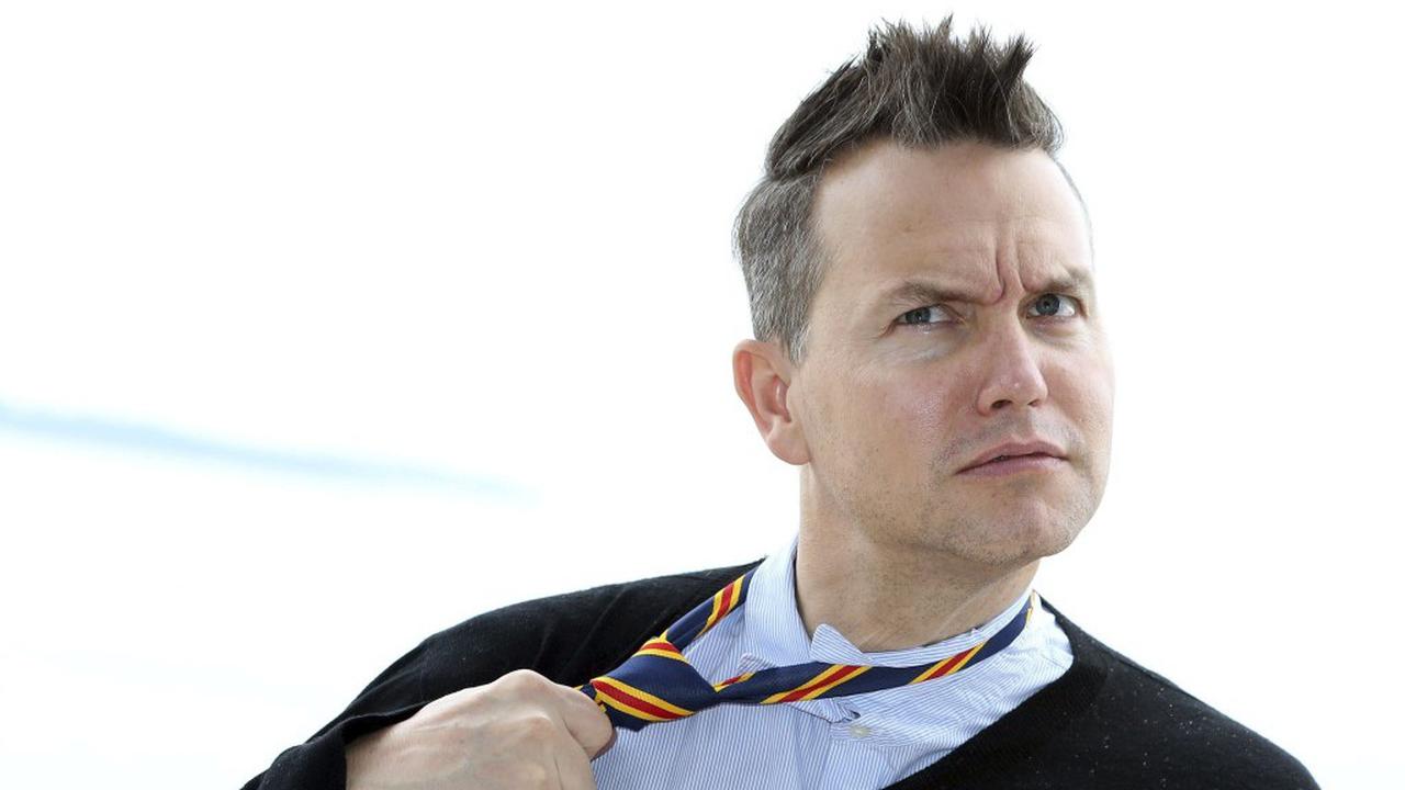 Bassis Blink 182 Bakal Ikut Campur di Album Ketiga PAWS