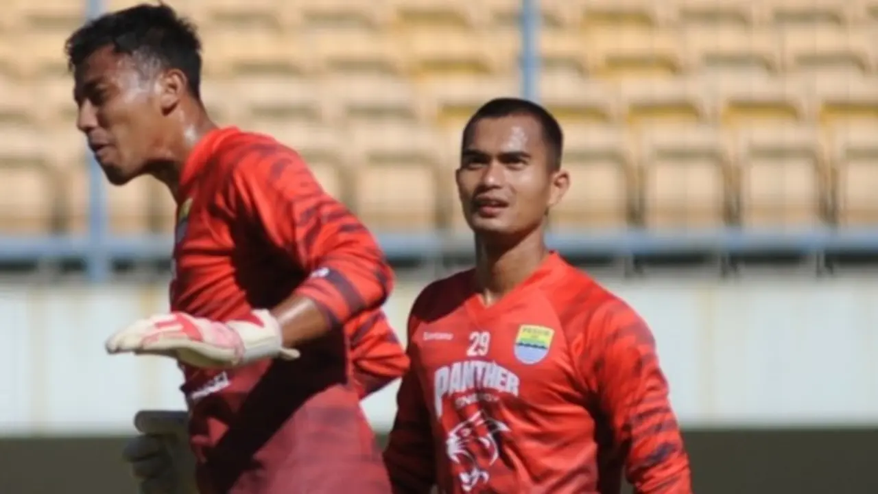 Dhika Bhayangkara, Persib Bandung