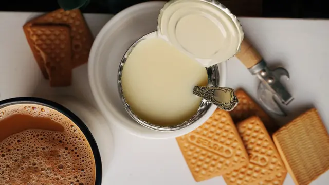 Susu Kental Manis Frisian Flag Gold Lezatkan Sarapan Harian (sub 4)