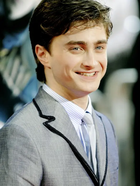 Daniel Radcliffe yang terkenal akan aktingnya sebagai sosok penyihir di sekuel film 'Harry Potter' akan kembali berakting dilayar kaca sebagai FBI. (Bintang/EPA)