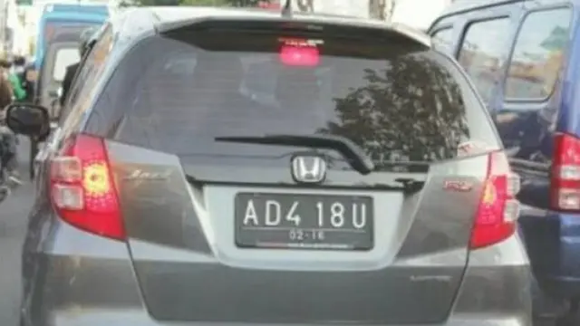 plat nomor