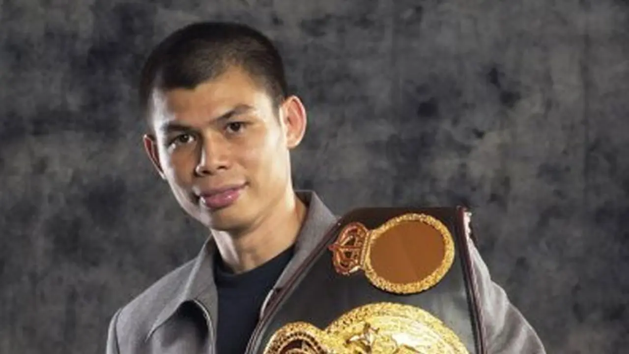 [Bintang] Chris John