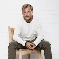 Beberapa waktu silam ia mengungkapkan kondisi kesehatannya pada publik. Ia mengaku menderita pankreatitis akut karena terlalu banyak minum minuman beralkohol. (Foto: instagram.com/avicii)