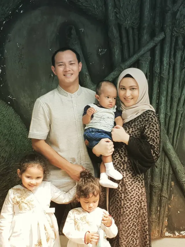 7 Potret Kiki Azhari Pemeran Viola Putih Abu-Abu 2012 yang Kini Berhijab