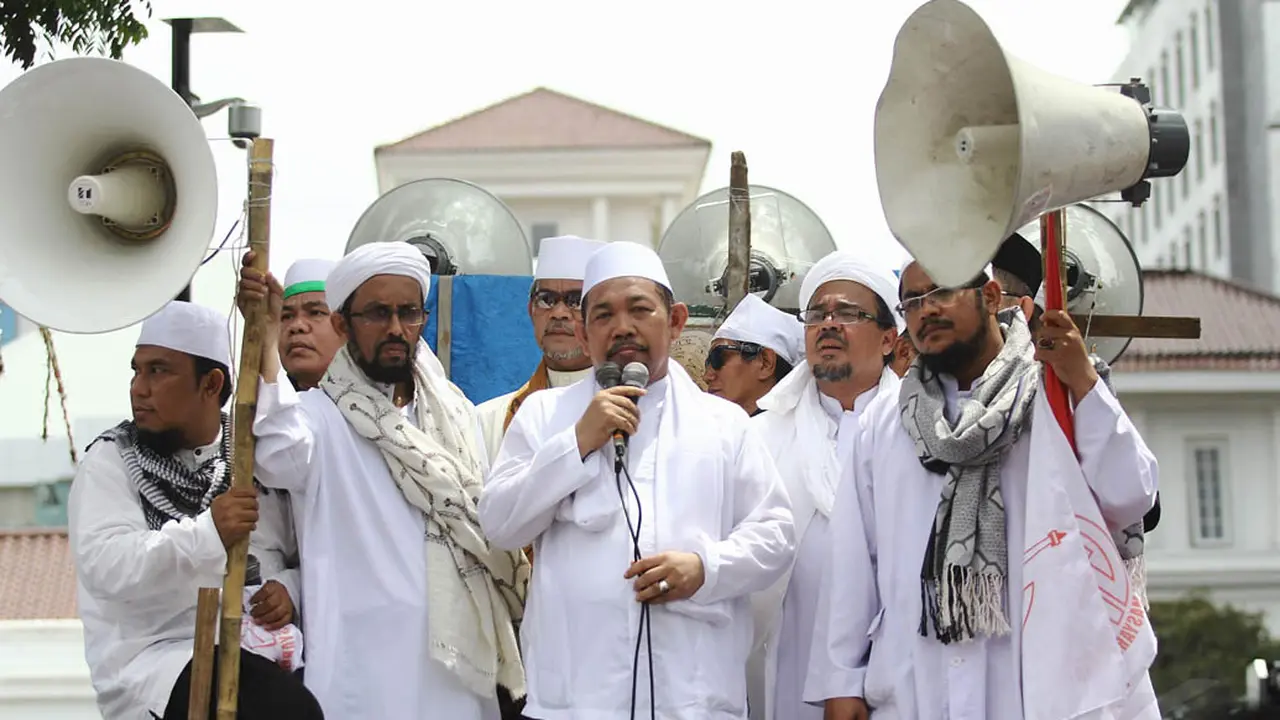 Massa FPI Kembali Demo Tolak Ahok di Balaikota