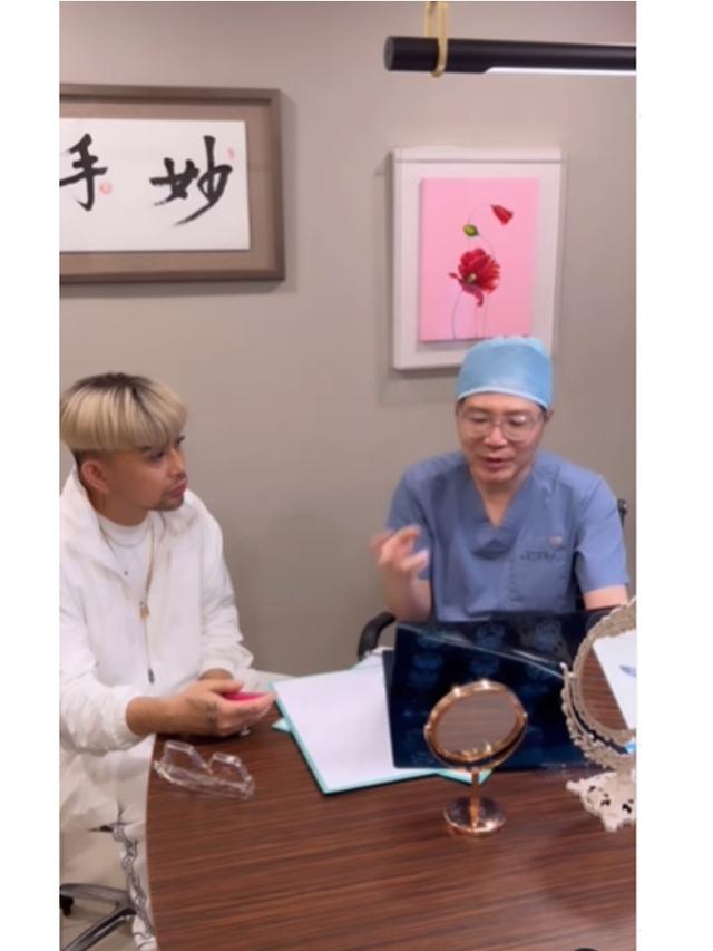 10 Momen Caren Delano Kembali Jalani Operasi Plastik di Korea Selatan, Jadi Sorotan