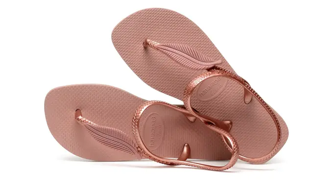 Sandal untuk liburan saat Imlek