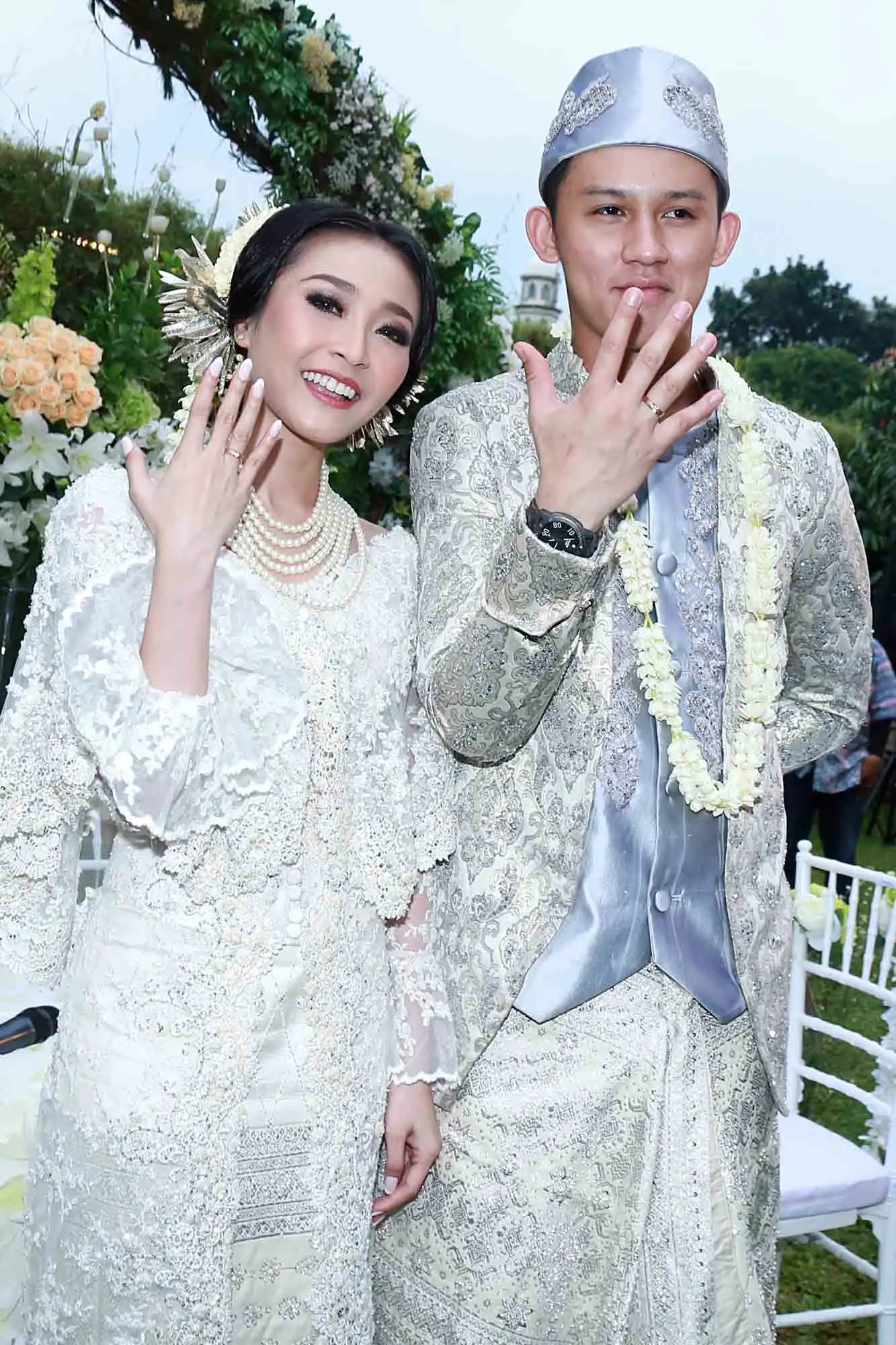 Pernikahan Jevin Julian dan Rinni Wulandari. (Deki Prayoga/Bintang.com)