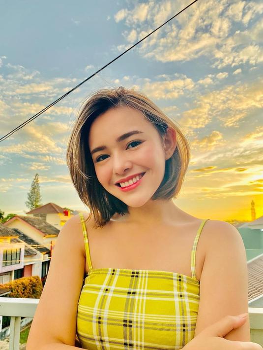 FOTO: Gaya Amanda Manopo dengan Rambut Pendek Sebahu ...